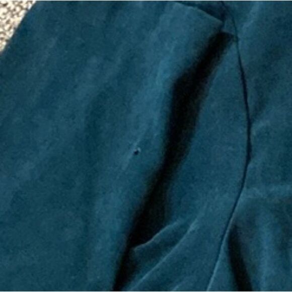 Classic Blue Blazer with Structured Fit and Professional Finish Size M Approxy, - Picture 9 of 10